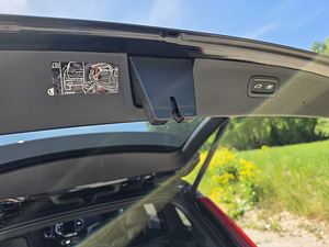 Volvo XC90 Inscription D5 AWD TOP VARUSTUS (9 foto / 14)