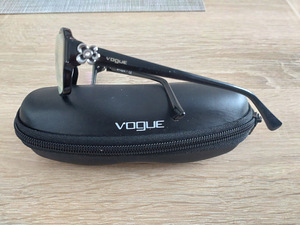 Vogue очки (2 фото из 3)