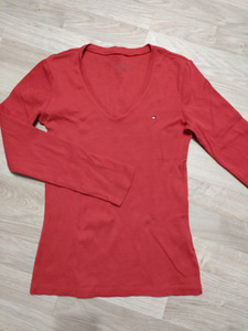 Футболка TH, M (1 фото из 1)