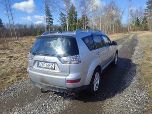 Mitsubishi outlander tervikult või küsi varuosasi (3 foto / 8)