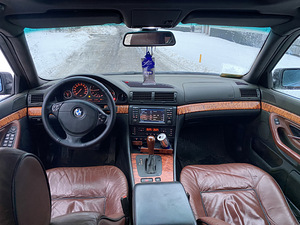 BMW 730d individual (7 foto / 8)
