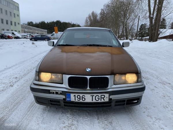 BMW 316 (foto #1)