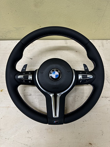 Руль серии BMW F (1 фото из 3)