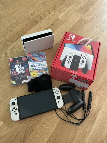 Müüa Nintendo Switch OLED + 1 mäng Nitendo sports