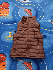Korralik vest naistele 42 (1 foto / 7)