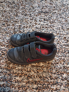 Tossud naistele suurus 38 nike (1 foto / 4)