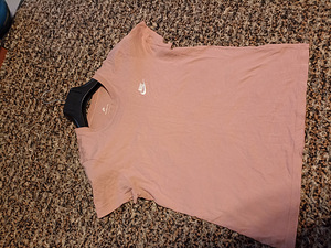 Nike t-särk naistele suurus m (1 foto / 4)