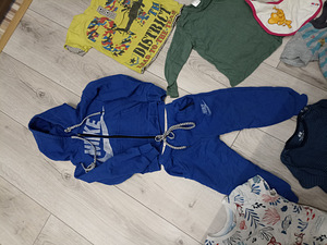 Nike cocodrillo riided poisile suurus 80-86 (2 foto / 5)