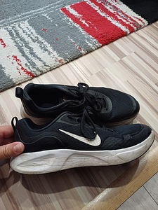 Nike tossud naistele Suurus 40 (6 foto / 6)