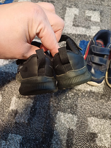 Nike,puma tossud 23. Kummikud 23. Hind kõik koos (5 foto / 10)