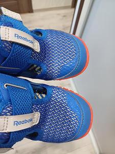 Reebok korralikud sandaalid poisile suurus 23.5 (6 foto / 7)