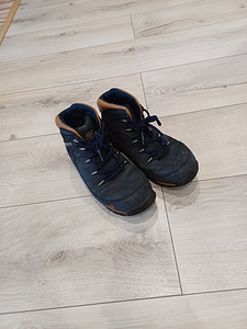 Poolsaapad Timberland poisile suurus 38 (2 foto / 8)