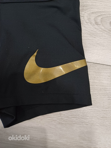 Шорты Nike для девочки размер 134-146 (фото #3)