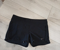 Женские шорты Nike размера L