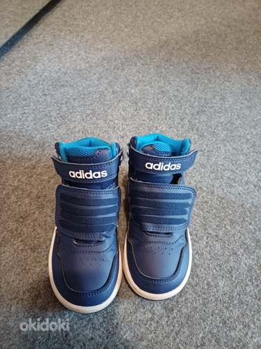 Кроссовки Adidas для мальчиков 24 размера (фото #2)