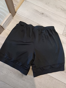 Nike lühikesed püksid meestele suurus L (4 foto / 6)