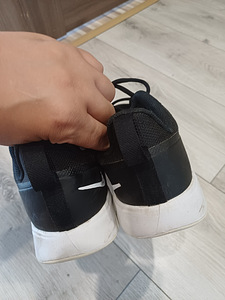 Nike tossud meestele suurus 42 (4 foto / 7)