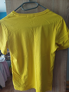 Calvin klein t-särk poisile 134-140 (4 foto / 4)