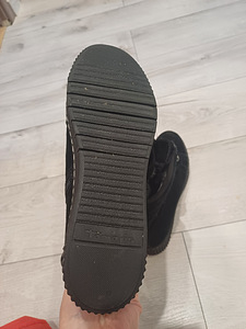 Tamaris nagu uued talvesaapad naistele suurus 40 (8 foto / 8)