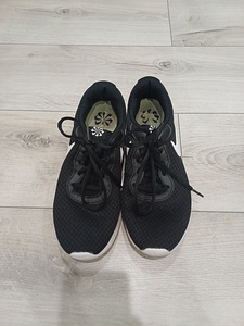 Nike tossud naistele suurus 41 (2 foto / 7)
