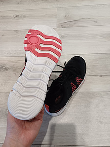 Reebok tossud naistele suurus 40.5 (6 foto / 7)