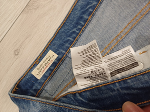 Levi's teksad naistele suurus 48 (2 foto / 5)