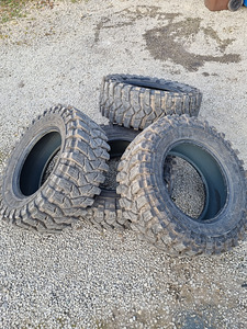 Mudarehv Malatesta Kodiak 265/65/R17 M+S (1 foto / 7)