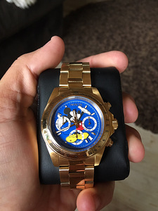 Invicta Микки Маус, специальное издание (2 фото из 3)