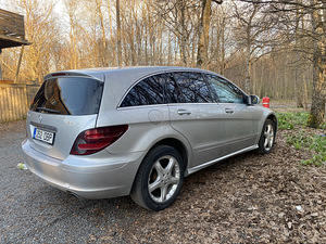 Mercedes-Benz r320 2006 (6 foto / 6)
