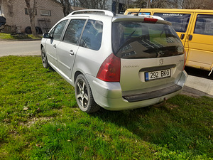 Peugeot 307 2.0 79kw (6 foto / 7)