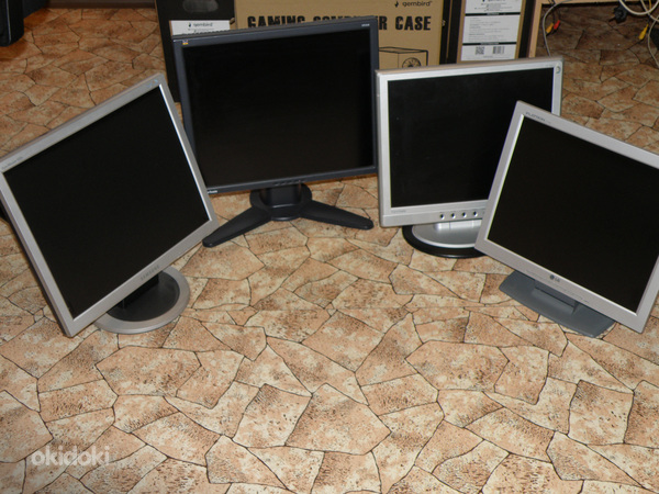 Компьютеры с мониторами (фото #2)