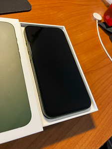 iPhone 13 128Gb Green (3 foto / 3)