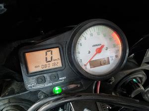 Yamaha R6 1999 varuosad (9 foto / 10)