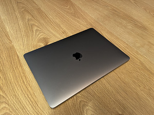 Macbook Pro 2020 16GB 512GB i5, garantii (3 foto / 5)