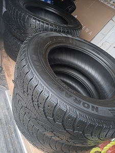 BRIDGESTONE 225x65 R16C (9 foto / 9)