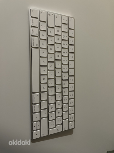 Короткая беспроводная клавиатура Apple Magic Keyboard (фото #1)