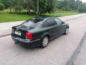 VW passat 1.6 74kw (5 foto / 11)