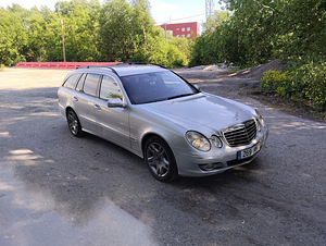 MB E320CDI V6 165kw 4Matic (6 foto / 10)
