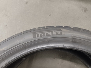 245/35/20 Pirelli P Zero (4 фото из 7)