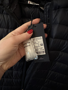 Uus vest Tommy Hilfiger Suurus M–L (2 foto / 2)