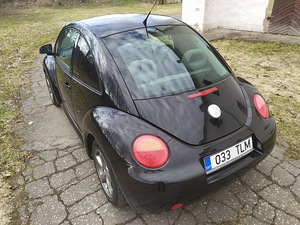Volkswagen New beetle (8 foto / 13)