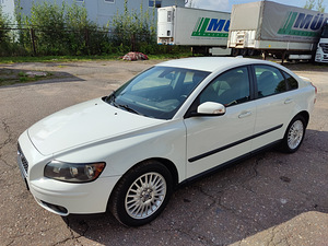 VOLVO S 40 2007 года (1 фото из 15)