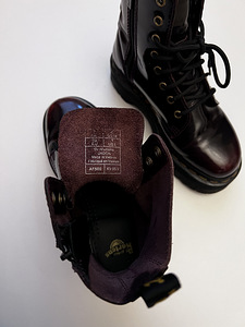 Dr. Martens (3 foto / 8)