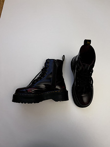 Dr. Martens (7 foto / 8)