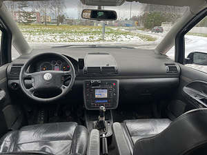 Volkswagen Sharan 1.9 96kW (5 foto / 5)