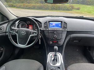 OPEL INSIGNIA SPORTS TOURER 4x4 2.0 118kW (7 foto / 8)
