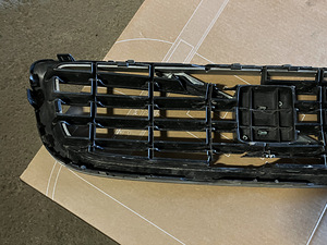 Volvo S40/V50 iluvõre (grill) (5 foto / 8)