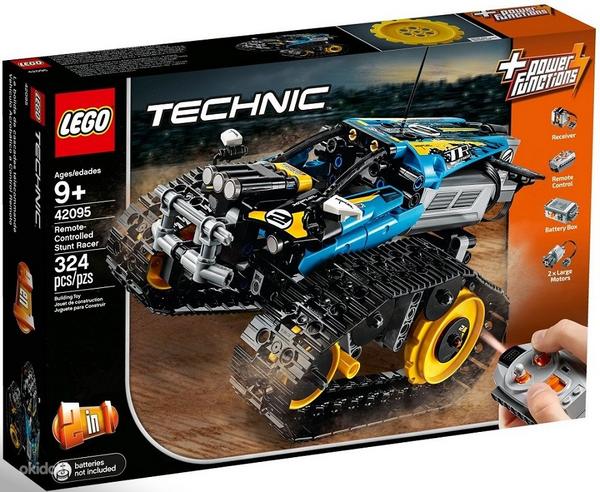 LEGO Technic Juhtpuldiga trikiauto 42095 (foto #1)