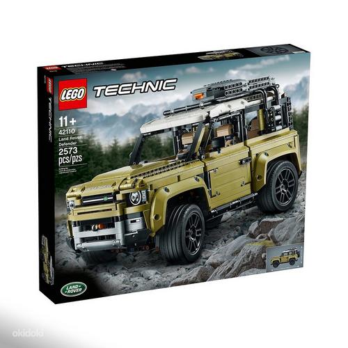 LEGO Technic Land Rover Защитник 42110 (фото #1)