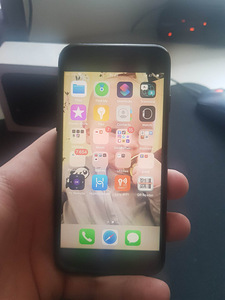 iPhone 7 32GB Varuosadeks (1 foto / 4)